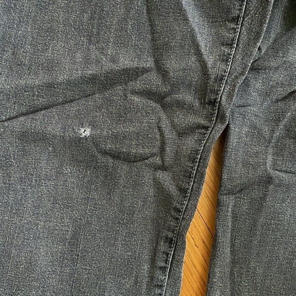 Bandolino Blu Gray Jeans - Size 12 - Picture 5 of 11